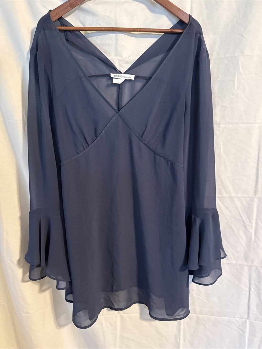 BCBG Generation Chiffon Ruffle Blouse Size Small Boho